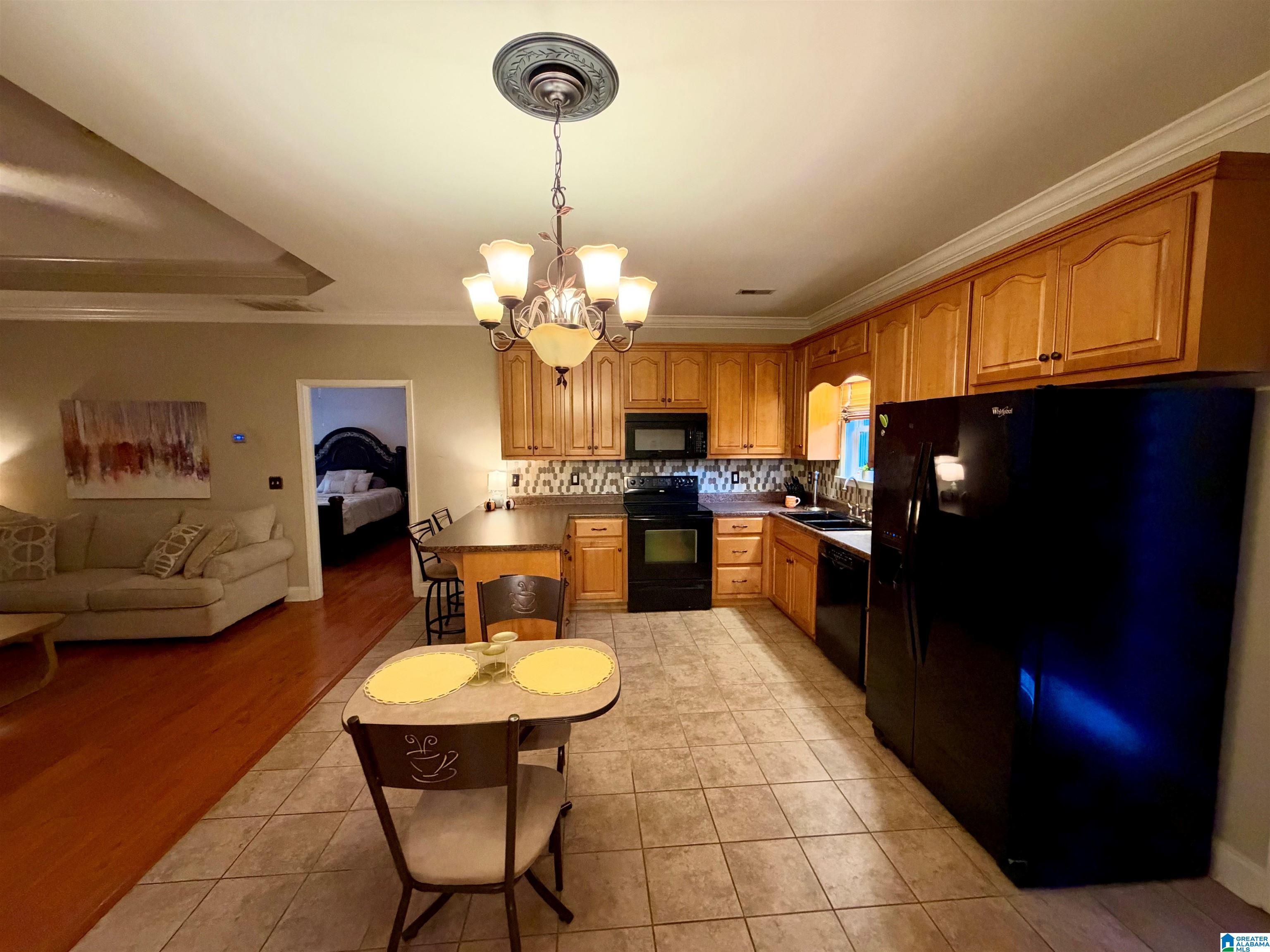 22232 Spring Street Gardendale, AL 35071 - Photo 11 of 38 Gallery Image 11