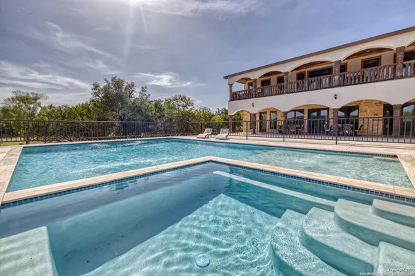 $1,398,500 | 1747 Mountain Vly Drive, Concan, TX 78838
