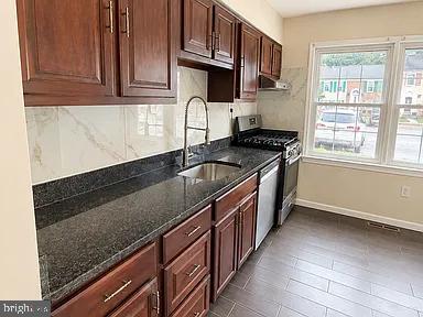 5927 Grand Banks Road Columbia, MD 21044 - Photo 2 of 10