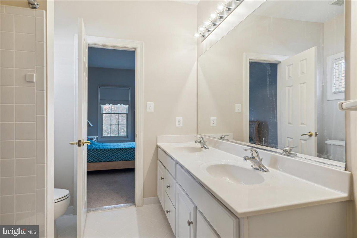 9315 Elgin Lane Frederick, MD 21704 - Photo 53 of 96 Jack and Jill Bathroom #2