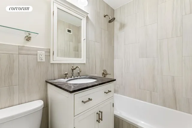 $670,000 | 555 Main Street, Unit 1608 | Roosevelt Island