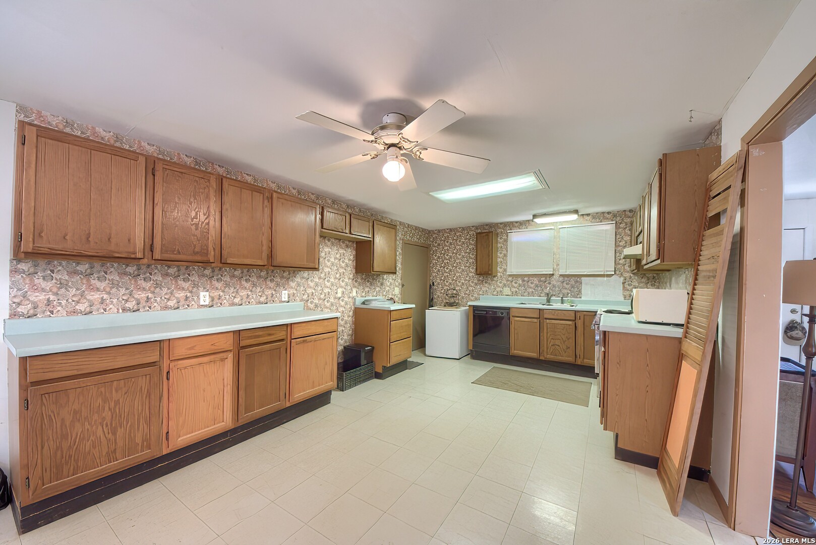 100 Red Rock Road Blanco, TX 78606 - Photo 26 of 38 Gallery Image 26