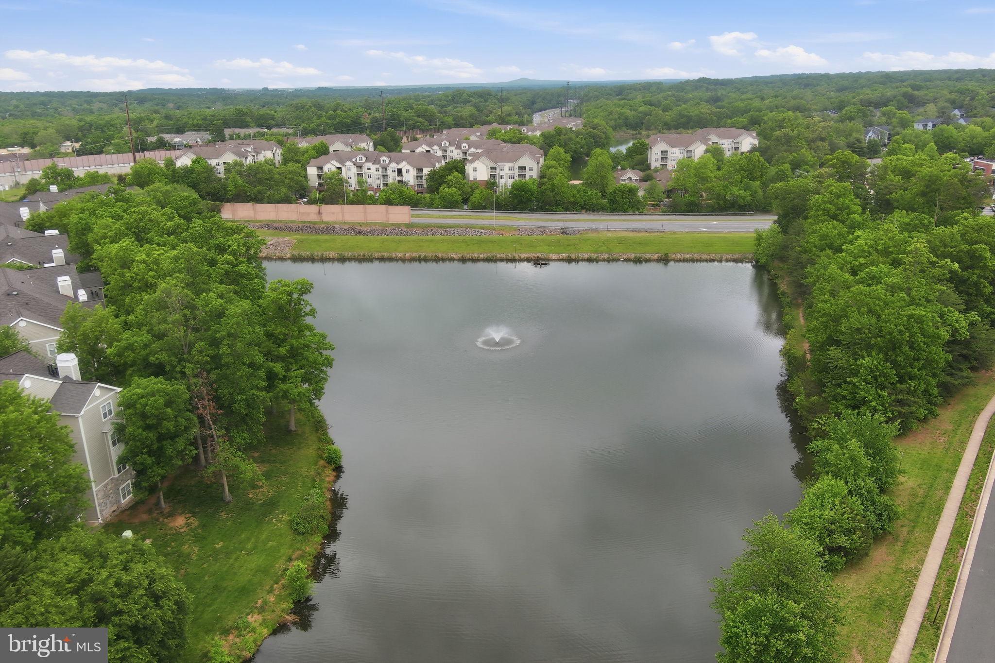 1700 Lake Shore Crest Drive, Unit 33 Reston, VA 20190 - Photo 30 of 32