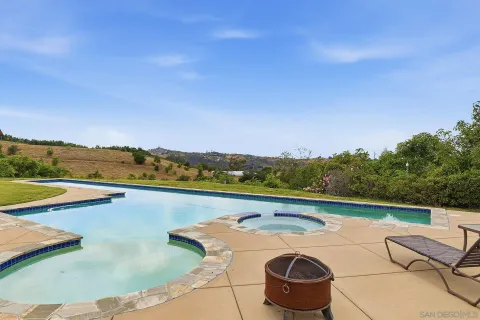 $1,755,000 | 10790 Castle Heights Drive, Valley Center, CA 92082