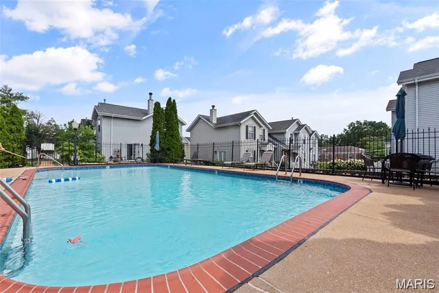 $239,900 | 5849 Prince George Court, St. Louis, MO 63139