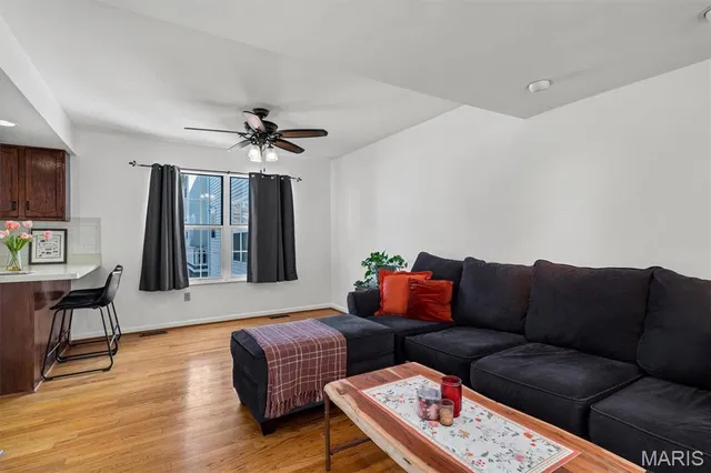 $239,900 | 5849 Prince George Court, St. Louis, MO 63139