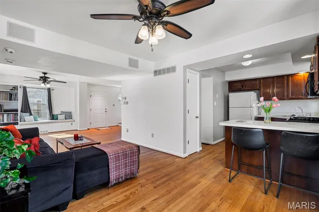 $239,900 | 5849 Prince George Court, St. Louis, MO 63139