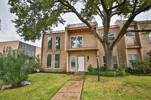 $2,500 | 1115 Augusta Drive, Unit A2, Houston, TX 77057