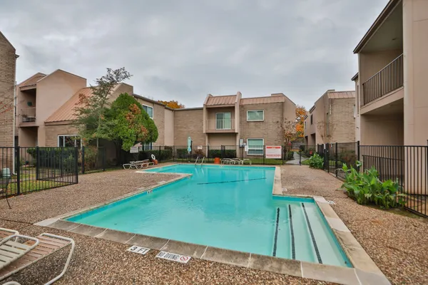 $2,500 | 1115 Augusta Drive, Unit A2, Houston, TX 77057