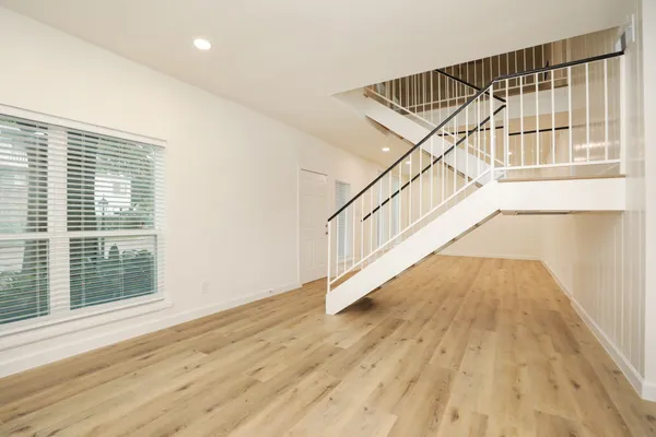 $2,500 | 1115 Augusta Drive, Unit A2, Houston, TX 77057