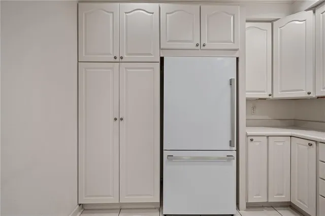 $429,000 | 4949 Wornall Road, Unit 410, Kansas City, MO 64112