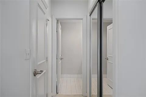 $410,000 | 4949 Wornall Road, Unit 410, Kansas City, MO 64112