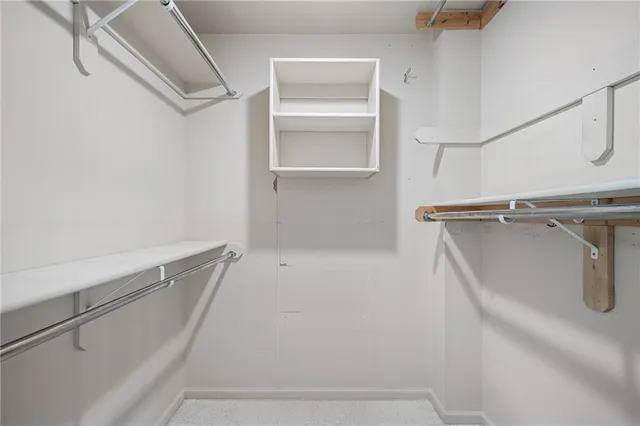 $429,000 | 4949 Wornall Road, Unit 410, Kansas City, MO 64112