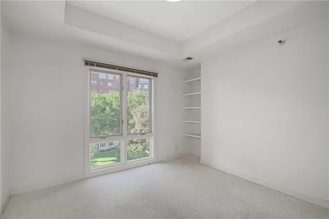 $429,000 | 4949 Wornall Road, Unit 410, Kansas City, MO 64112