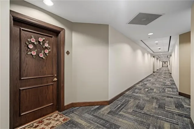 $429,000 | 4949 Wornall Road, Unit 410, Kansas City, MO 64112