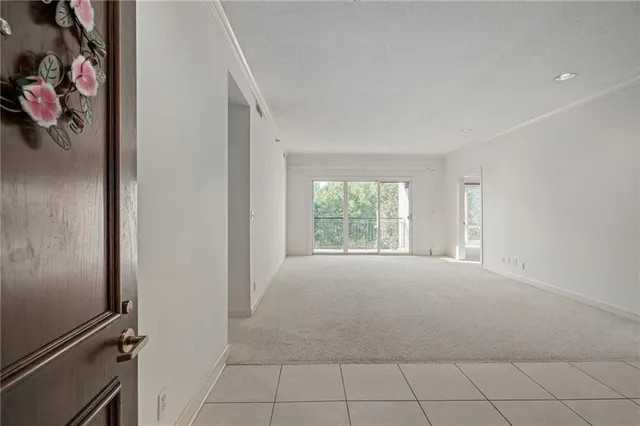 $429,000 | 4949 Wornall Road, Unit 410, Kansas City, MO 64112