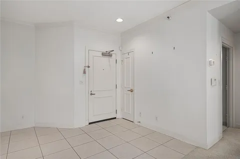 $410,000 | 4949 Wornall Road, Unit 410, Kansas City, MO 64112