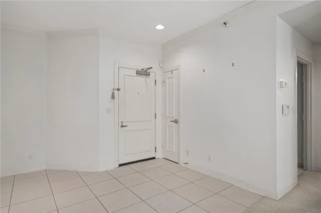 $429,000 | 4949 Wornall Road, Unit 410, Kansas City, MO 64112