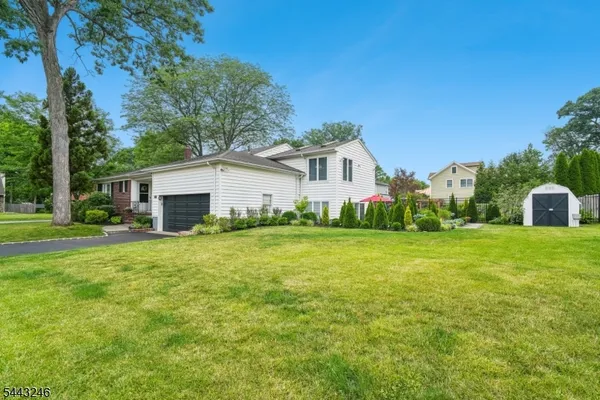 $949,000 | 1 Archbridge Lane, Springfield, NJ 07081