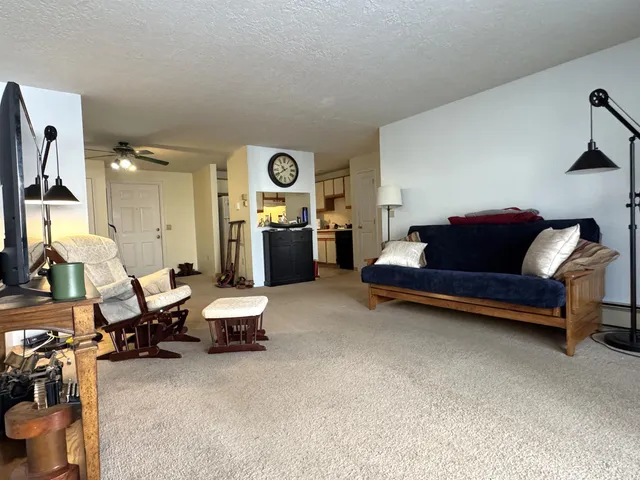 $1,700 | 19 Saco Street, Unit 57, Conway, NH 03813