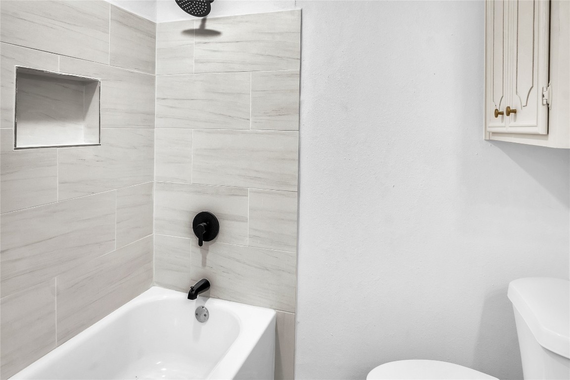 108 Woodland Road Lake Jackson, TX 77566 - Photo 32 of 48