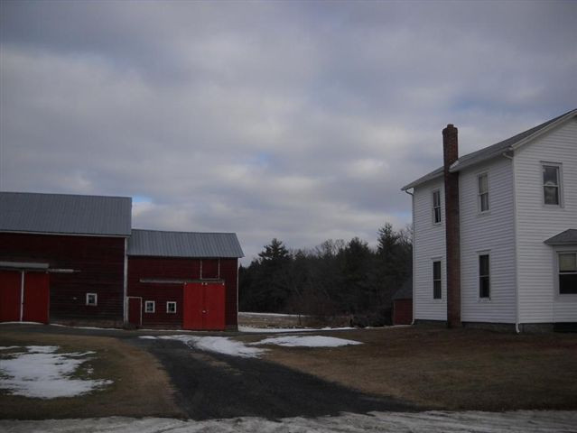 2845 West Old State Road Schenectady, NY 12303 - Photo 8 of 11 Photo 8