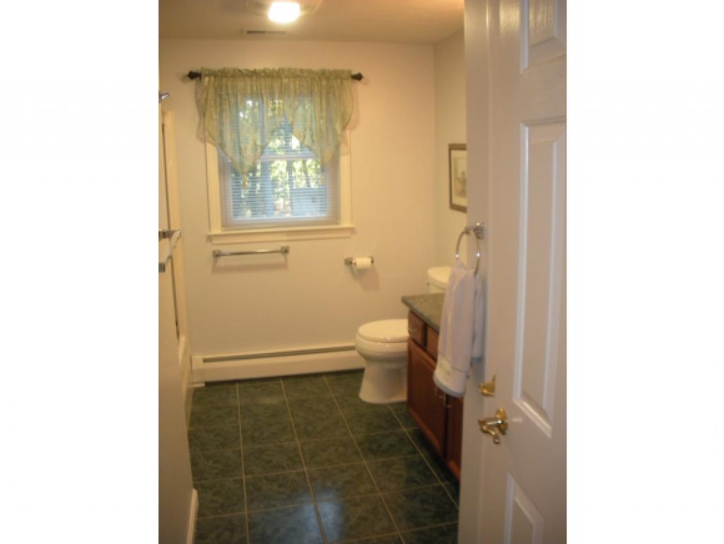 1 Castleton Court Merrimack, NH 03054 - Photo 23 of 34 Gallery Image 23