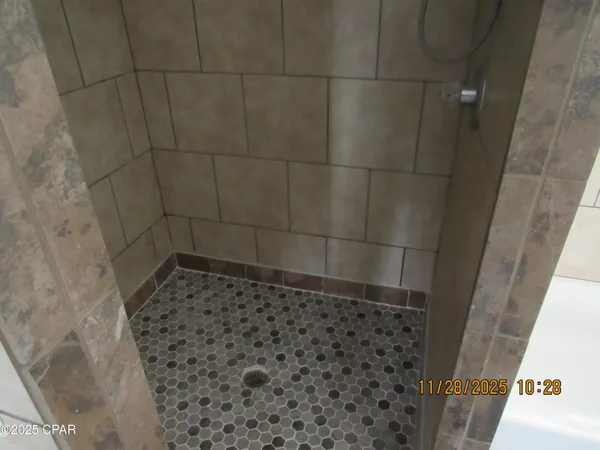 $179,900 | 2988 5 Points Road, Cottondale, FL 32431