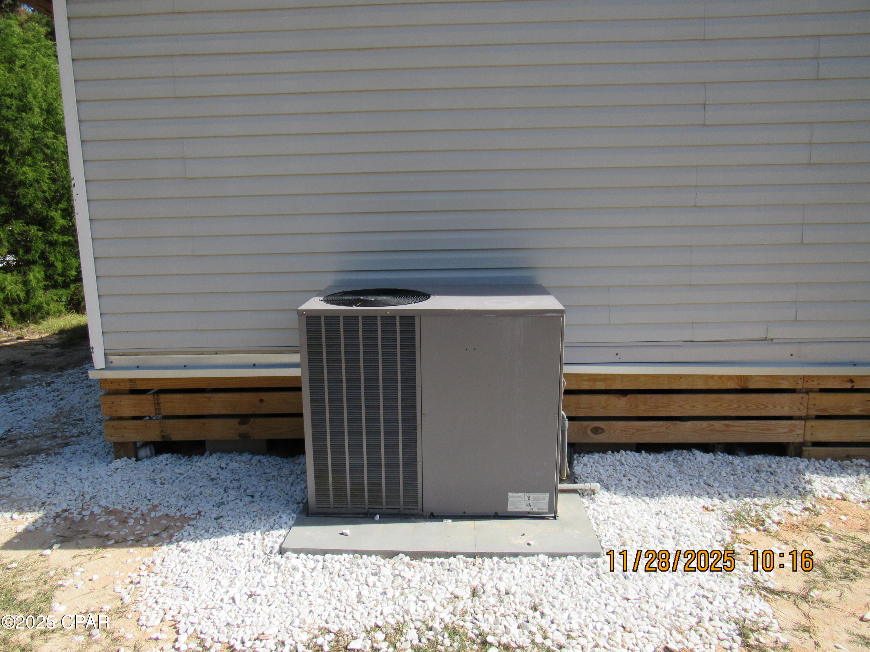 2988 5 Points Road Cottondale, FL 32431 - Photo 7 of 57