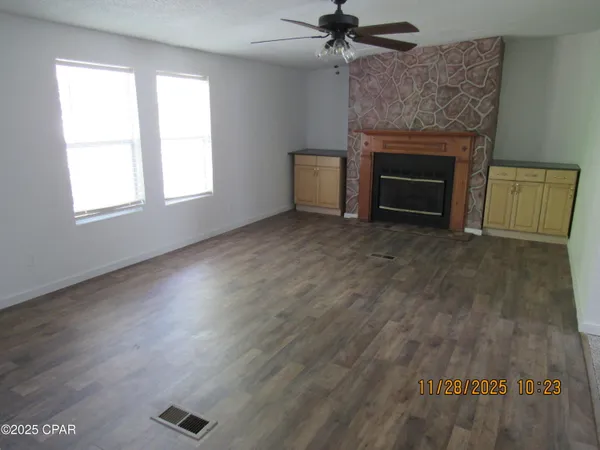 $179,900 | 2988 5 Points Road, Cottondale, FL 32431