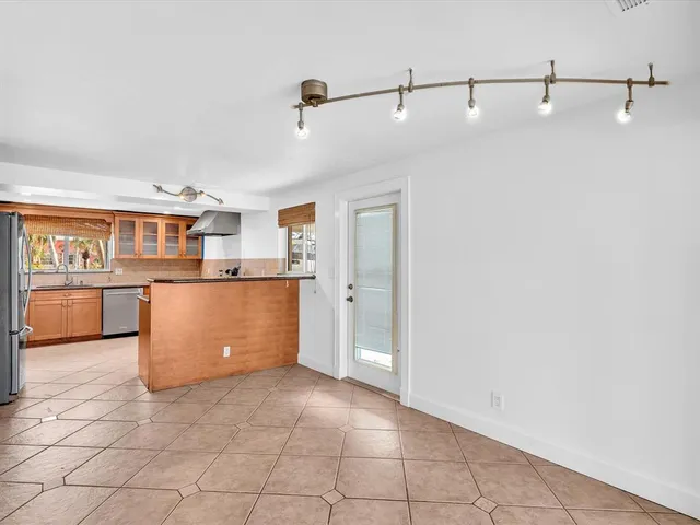 $4,600 | 2507 Okeechobee Lane, Fort Lauderdale, FL 33312