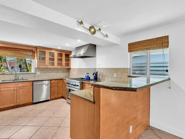 $4,600 | 2507 Okeechobee Lane, Fort Lauderdale, FL 33312