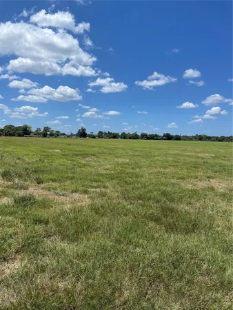 $3,050,500 | 0 Preston/robson, Columbus, TX 78934