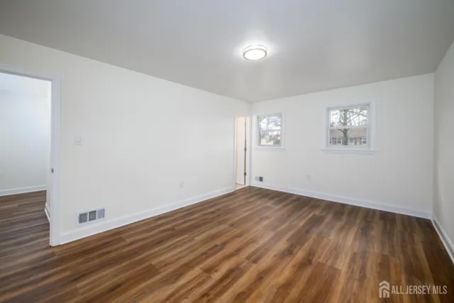 $719,000 | 11 Navajo Road, East Brunswick, NJ 08816