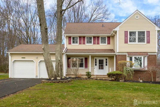 $719,000 | 11 Navajo Road, East Brunswick, NJ 08816