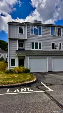 $295,000 | 257 Sabin Street, Unit 21, Putnam, CT 06260
