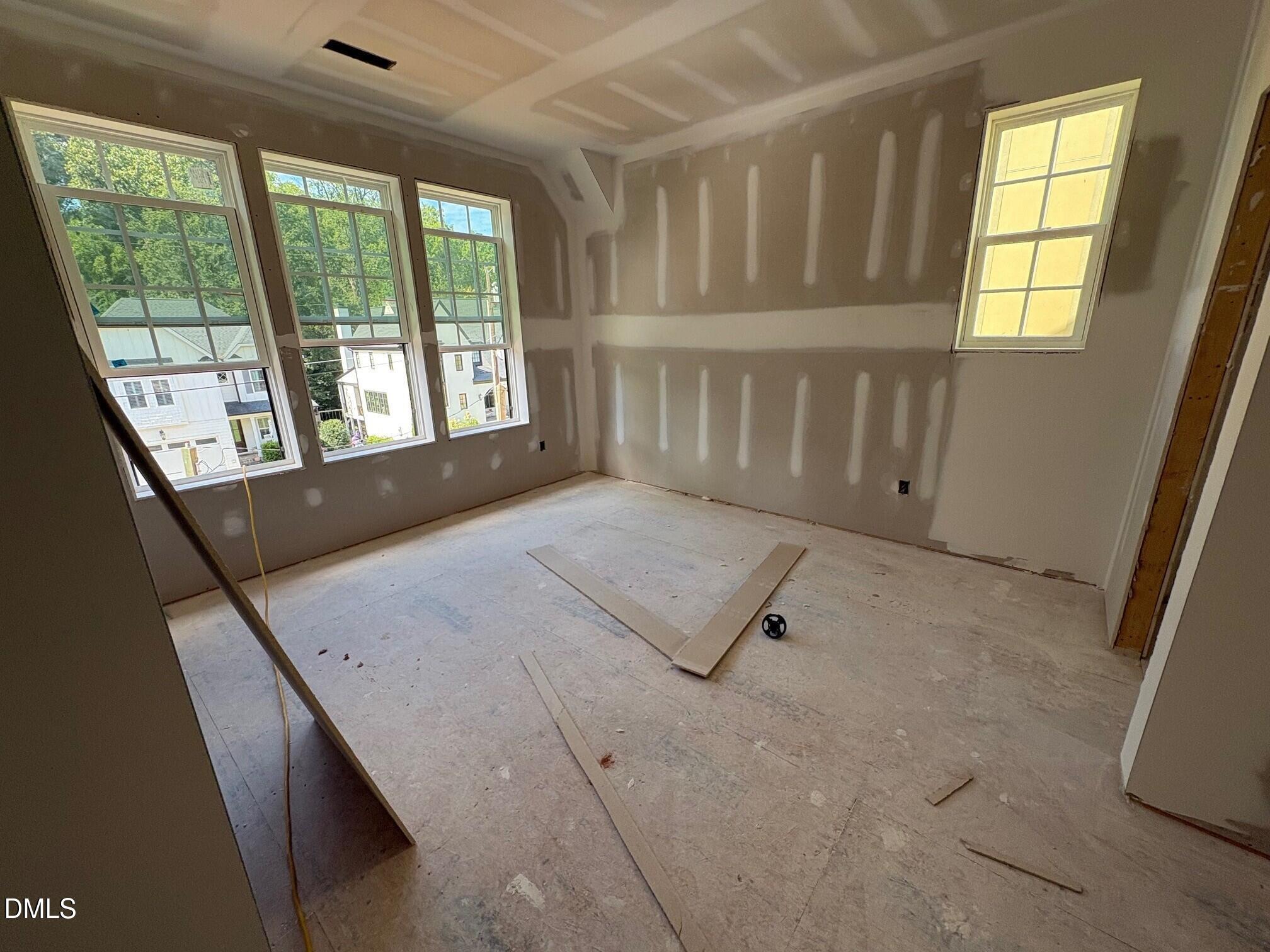 914 Marilyn Drive Raleigh, NC 27607 - Photo 18 of 24 26.09.28 photo 14