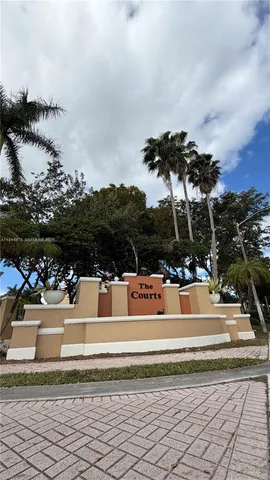 $395,000 | 6440 Northwest 114th Avenue, Unit 437, Doral, FL 33178