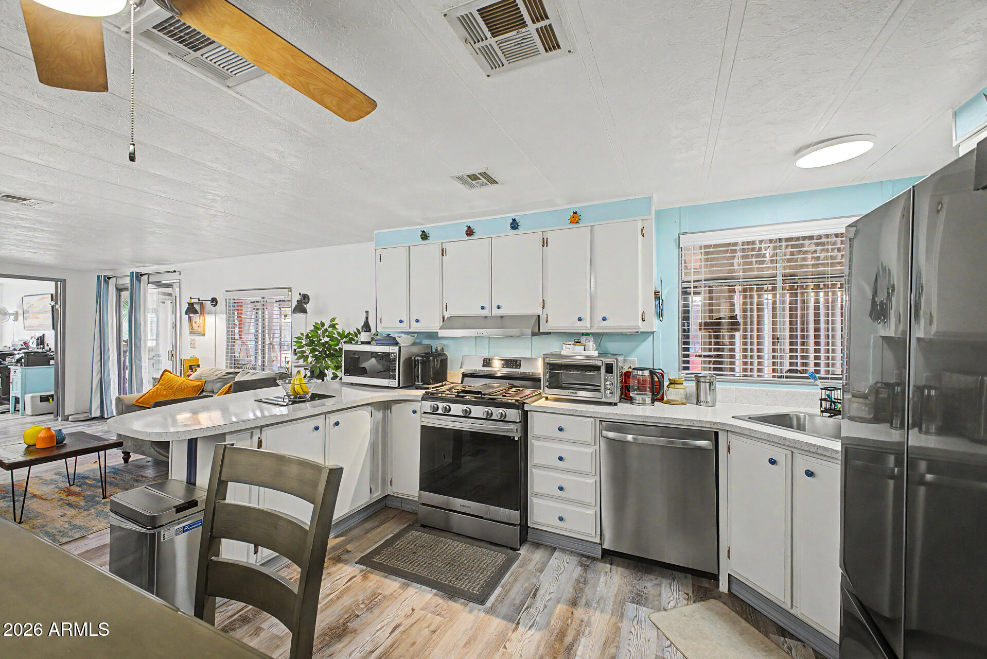 303 South Recker Road, Unit 3 Mesa, AZ 85206 - Photo 15 of 38 Kitchen