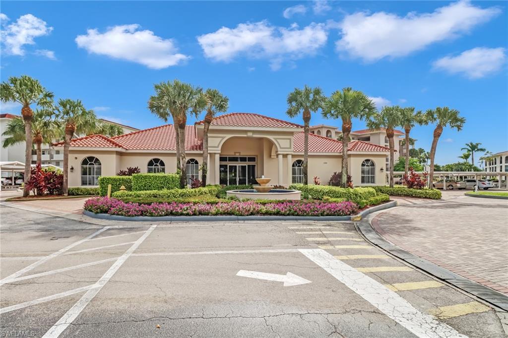 5 High Point Circle West, Unit 101 Naples, FL 34103 - Photo 25 of 40 Gallery Image 25