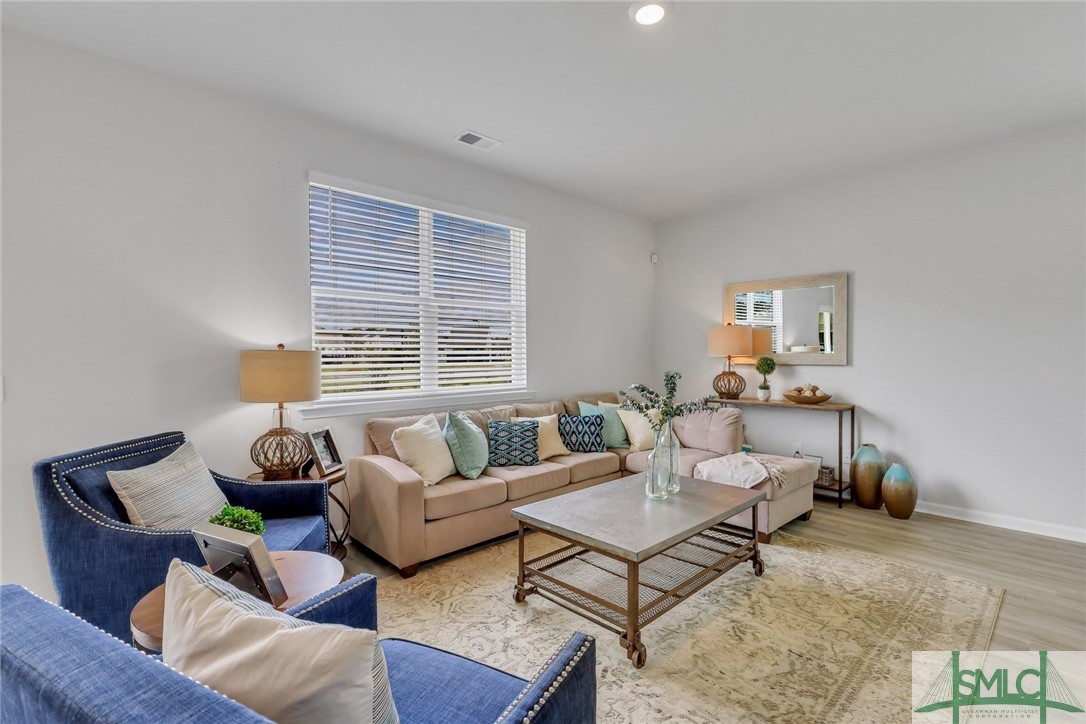 122 Kraft Pooler, GA 31322 - Photo 7 of 42 Pictures, photographs, colors, features, and sizes