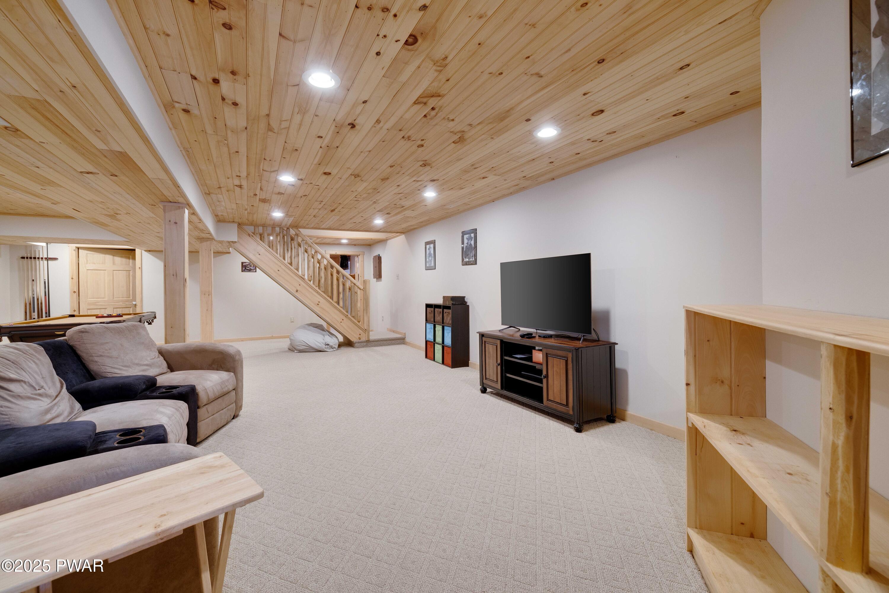 114 Timber Ridge Circle Greentown, PA 18426 - Photo 34 of 60 Family Room