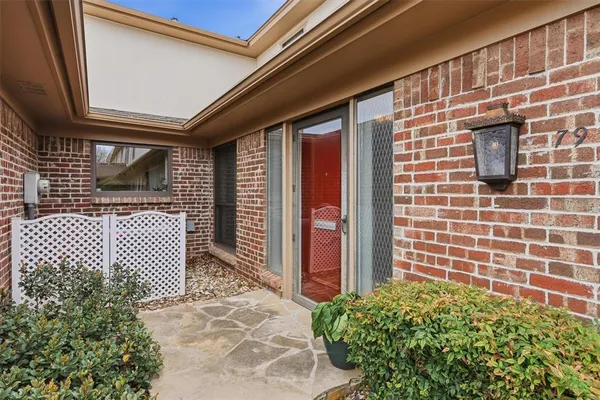 $375,000 | 79 1 Main Place, Benbrook, TX 76126