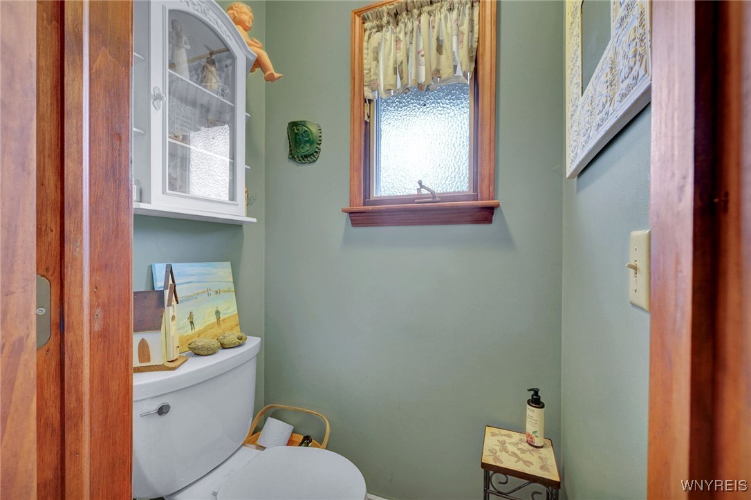 287 Forestview Drive Amherst, NY 14221 - Photo 13 of 49