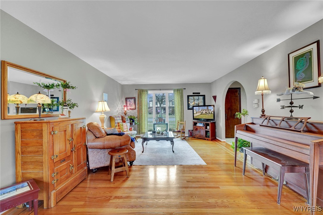 287 Forestview Drive Amherst, NY 14221 - Photo 15 of 49