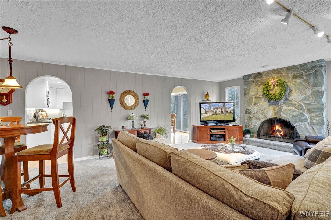 287 Forestview Drive Amherst, NY 14221 - Photo 17 of 49