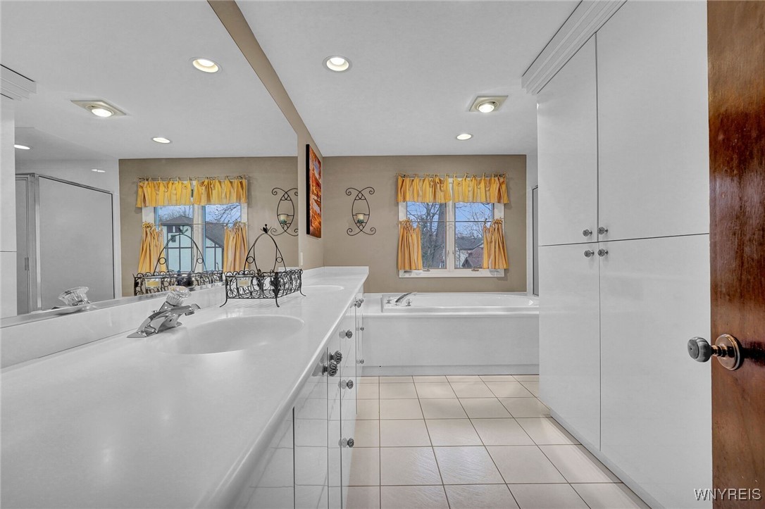 287 Forestview Drive Amherst, NY 14221 - Photo 32 of 49