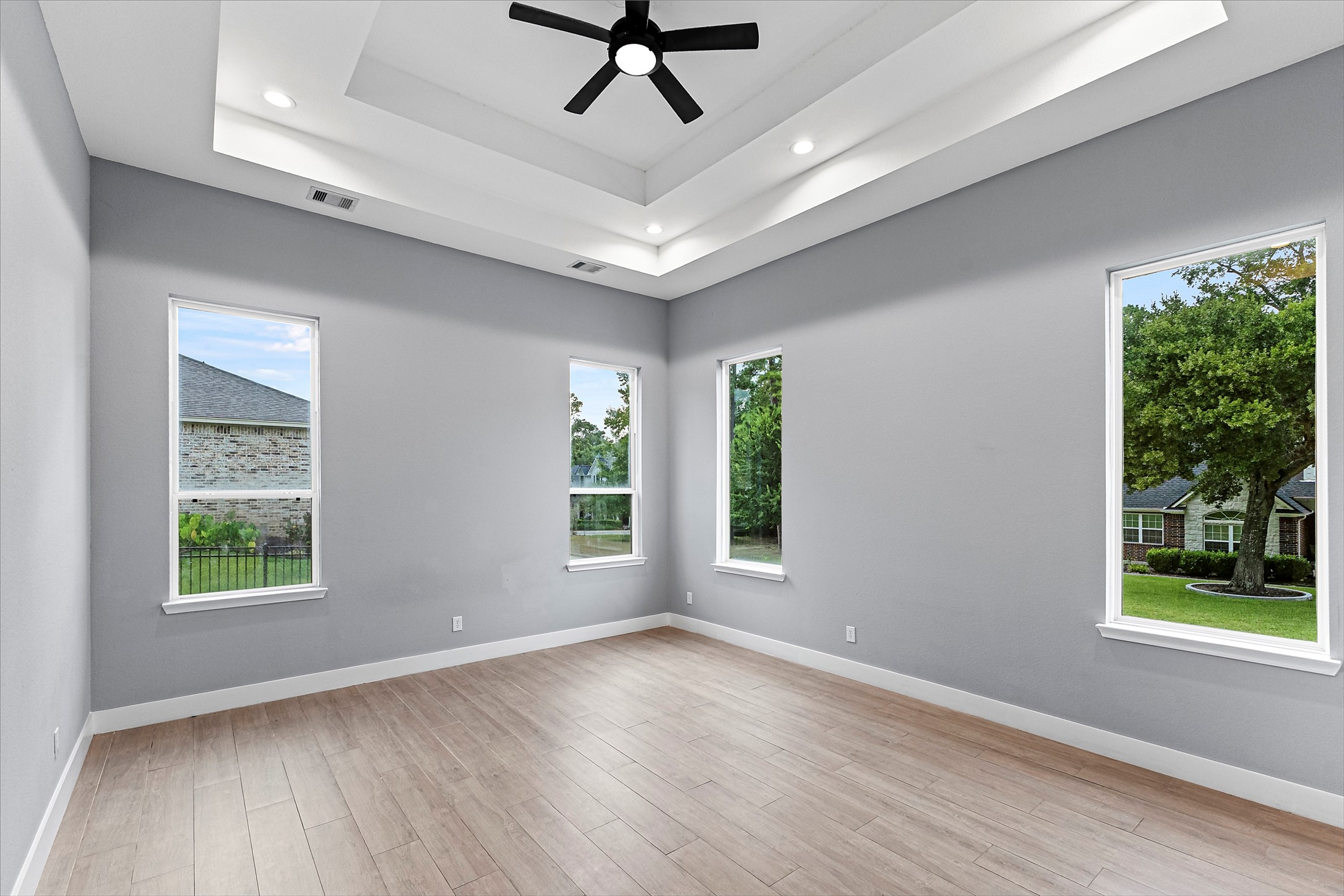 250 Hampton Glen Road Montgomery, TX 77356 - Photo 19 of 37 Gallery Image 19