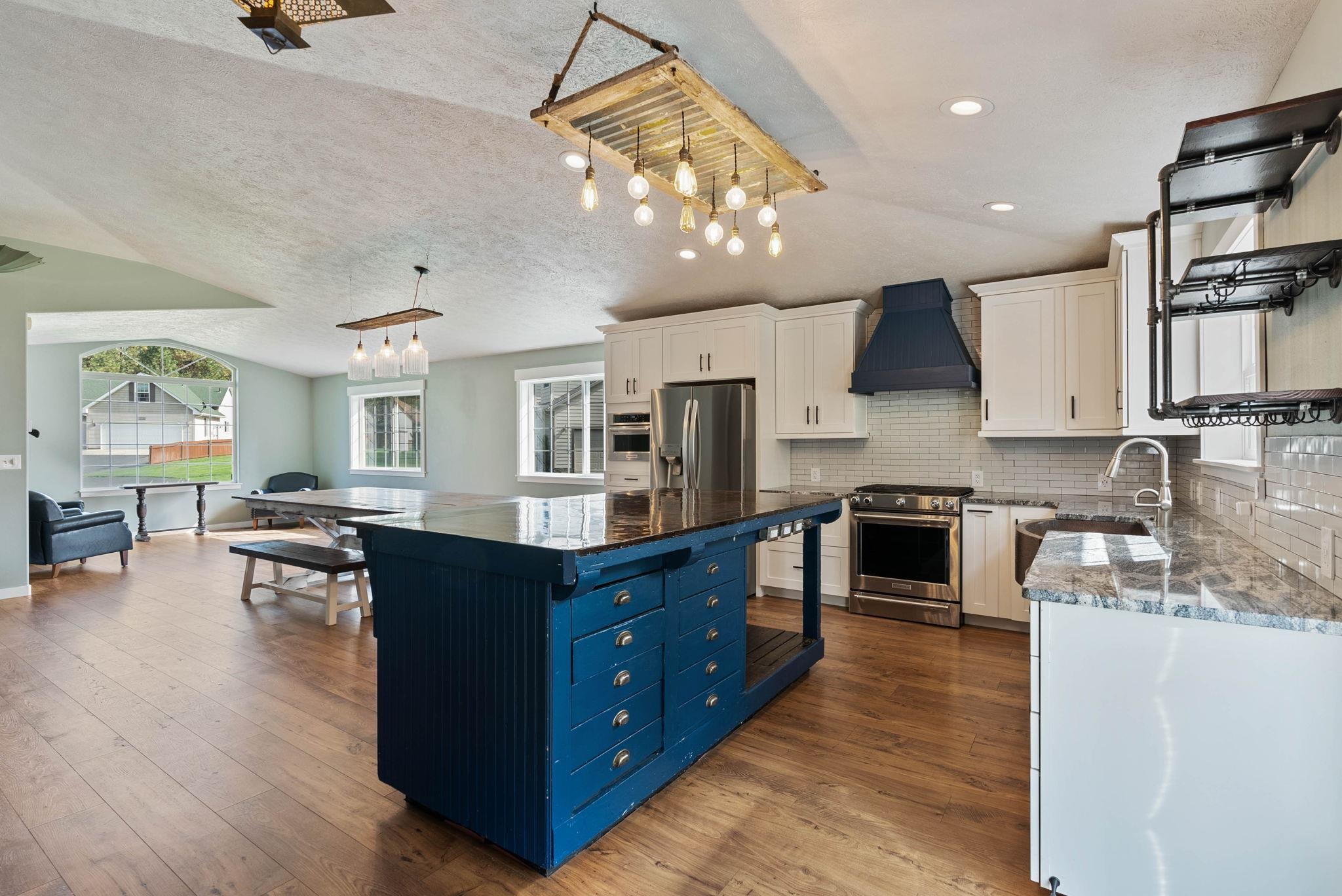 17811 North Larry Lane Colbert, WA 99005 - Photo 8 of 46