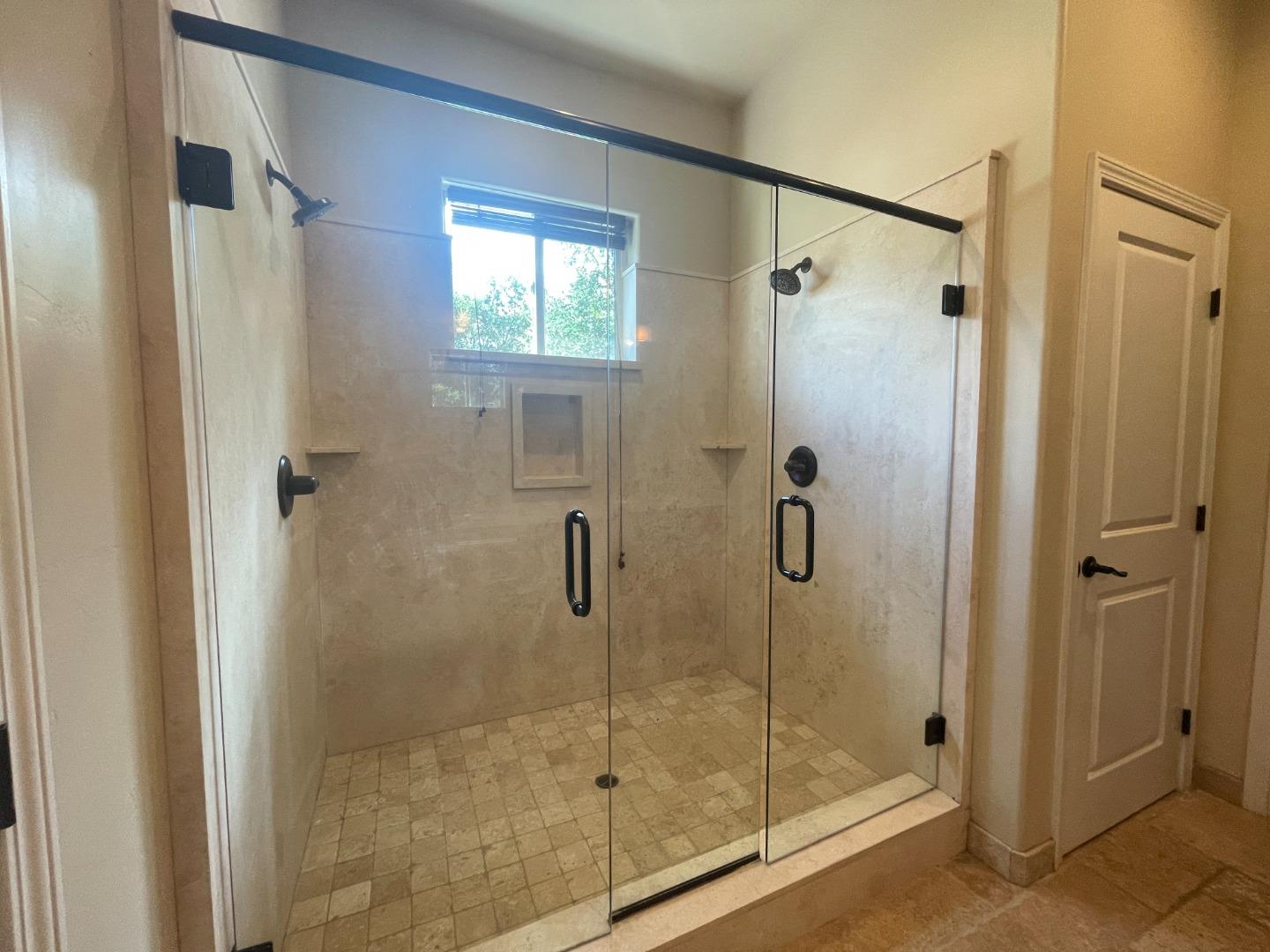 1360 Santa Ana Road Hollister, CA 95023 - Photo 8 of 14